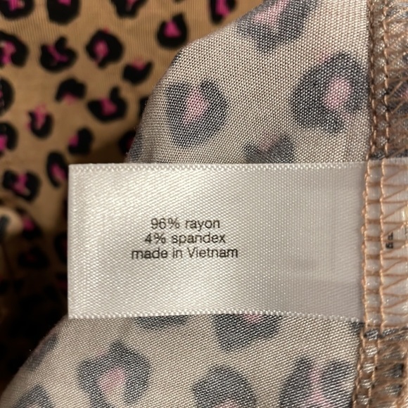 Lane Bryant Cheetah Print Blouse 18/20 NWOT - Picture 5 of 9